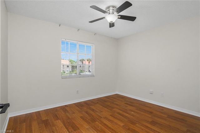 7774 Jewel LN 203, Naples, FL 34109