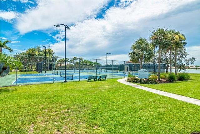 7774 Jewel LN 203, Naples, FL 34109