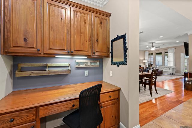 9786 Market West Dr, Baton Rouge, LA 70810