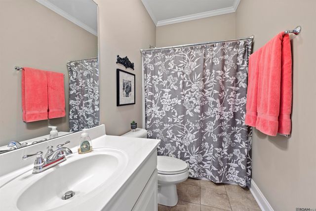 9786 Market West Dr, Baton Rouge, LA 70810