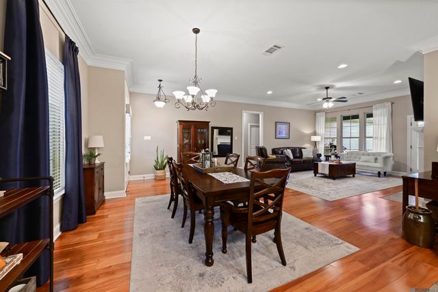 9786 Market West Dr, Baton Rouge, LA 70810