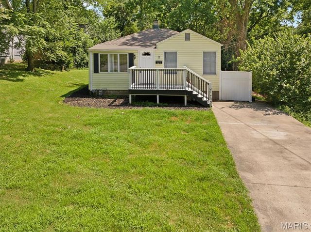 120 W Washington Street, Collinsville, IL 62234
