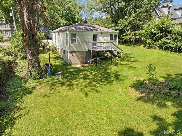 120 W Washington Street, Collinsville, IL 62234