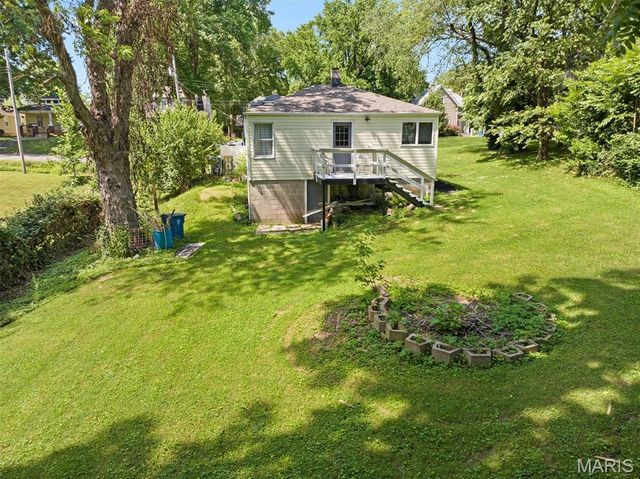 120 W Washington Street, Collinsville, IL 62234