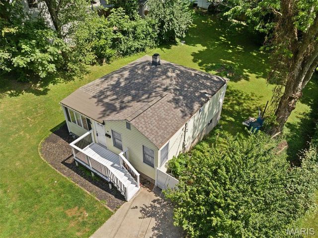 120 W Washington Street, Collinsville, IL 62234