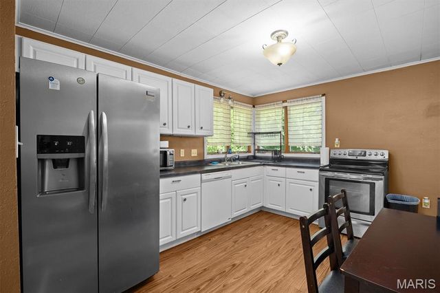 120 W Washington Street, Collinsville, IL 62234