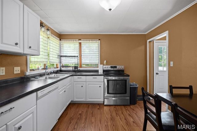 120 W Washington Street, Collinsville, IL 62234
