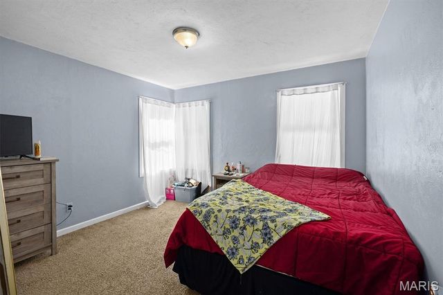 120 W Washington Street, Collinsville, IL 62234