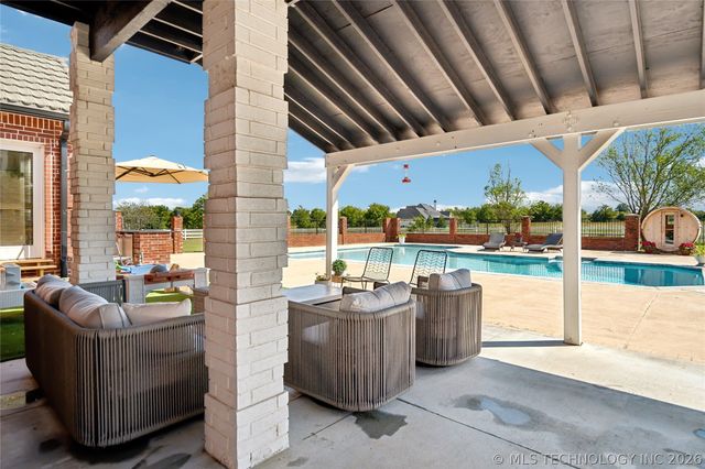 6202 E 191st Street S, Bixby, OK 74008