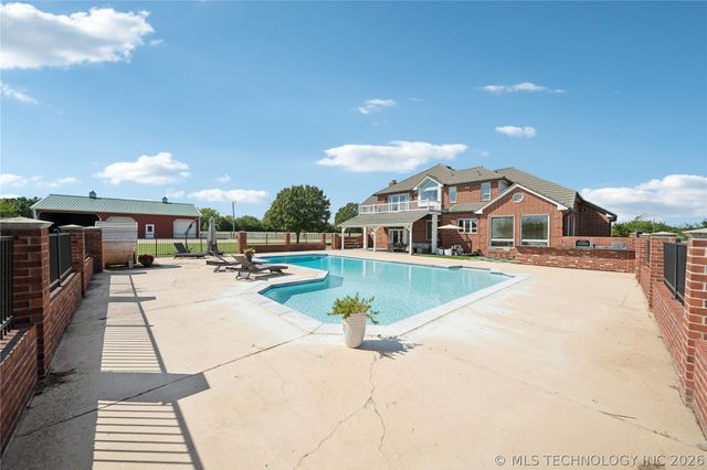 6202 E 191st Street S, Bixby, OK 74008