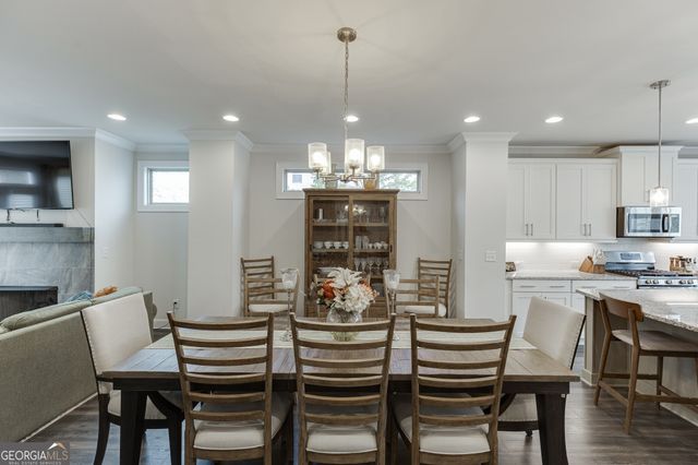 1422 Wisteria Wall Drive, Suwanee, GA 30024