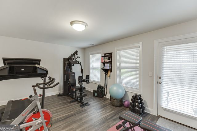 1422 Wisteria Wall Drive, Suwanee, GA 30024