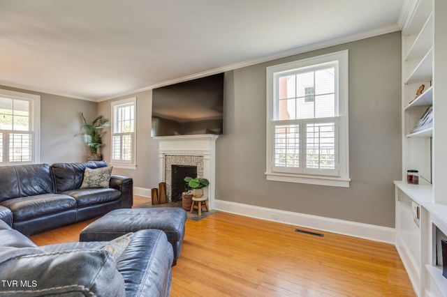 1608 Crescent Drive, Kingsport, TN 37664