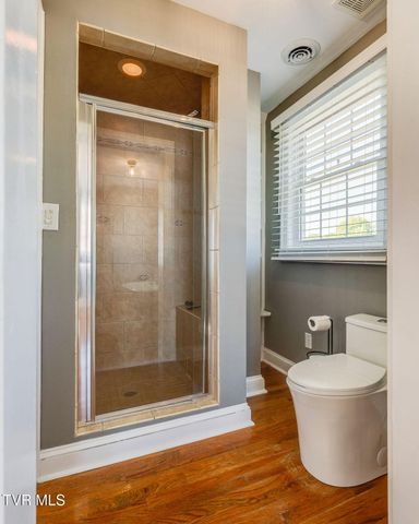 1608 Crescent Drive, Kingsport, TN 37664