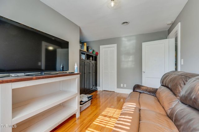 1608 Crescent Drive, Kingsport, TN 37664