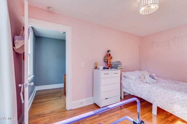 1608 Crescent Drive, Kingsport, TN 37664