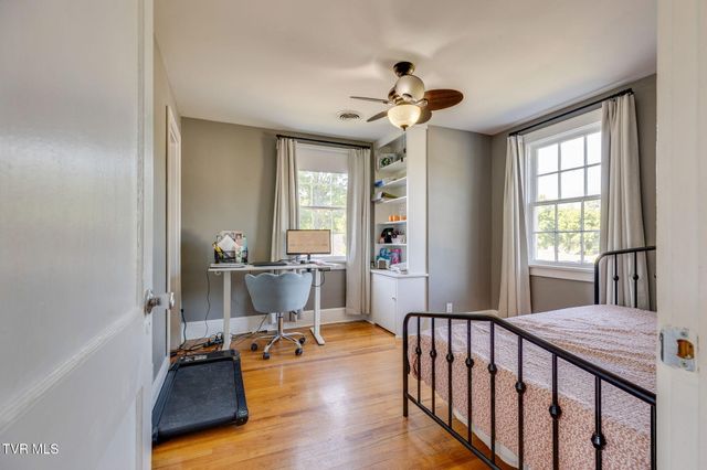 1608 Crescent Drive, Kingsport, TN 37664