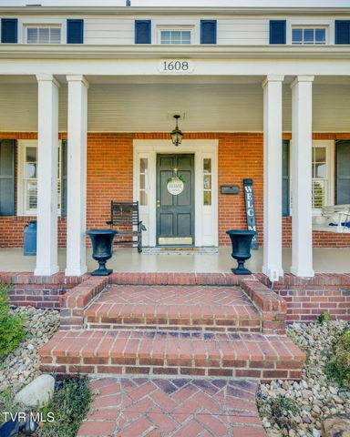 1608 Crescent Drive, Kingsport, TN 37664