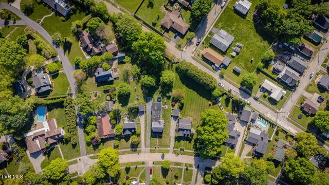 1608 Crescent Drive, Kingsport, TN 37664