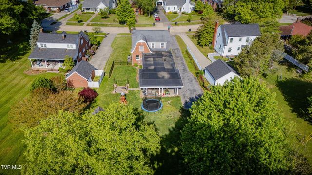 1608 Crescent Drive, Kingsport, TN 37664