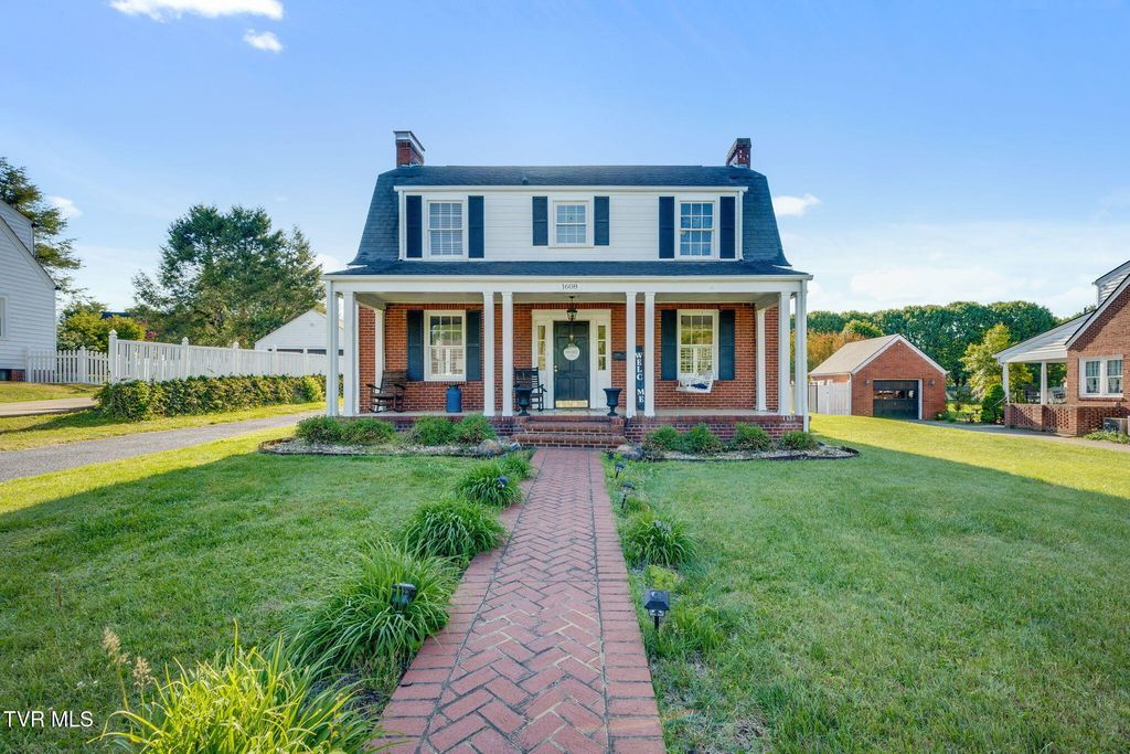 1608 Crescent Drive, Kingsport, TN 37664