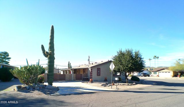 412 N BUCKHORN Court, Queen Valley, AZ 85118