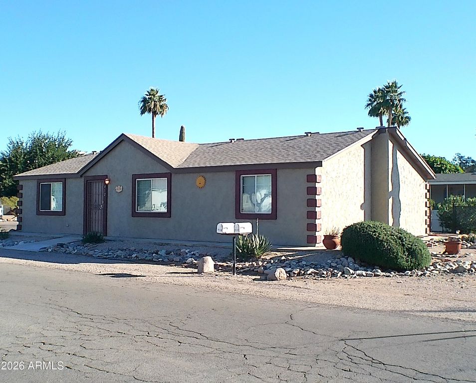 412 N BUCKHORN Court, Queen Valley, AZ 85118