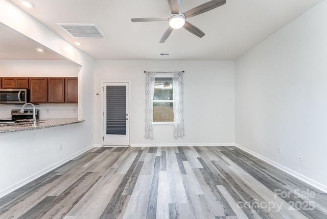 1526 Starmount Cove Lane 5, Charlotte, NC 28210