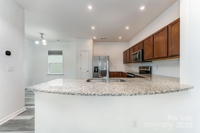 1526 Starmount Cove Lane 5, Charlotte, NC 28210