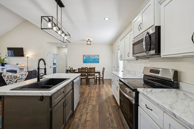 1831 New Town Rd, Cornersville, TN 37047