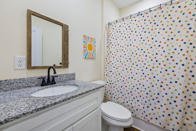 1831 New Town Rd, Cornersville, TN 37047