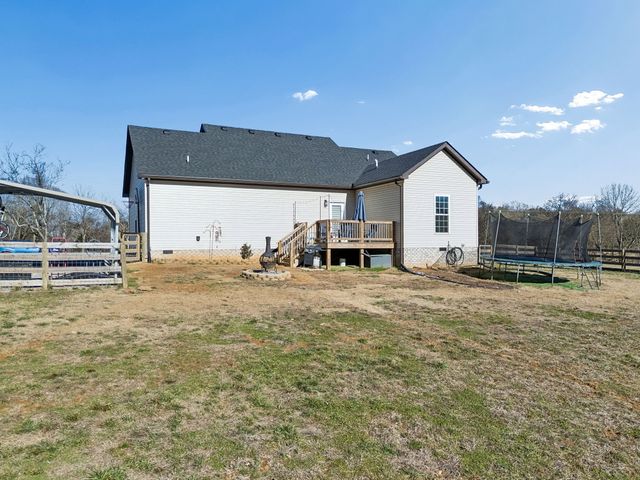 1831 New Town Rd, Cornersville, TN 37047
