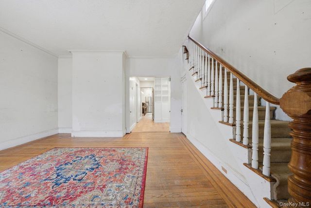 340 E 235th Street, Bronx, NY 10470