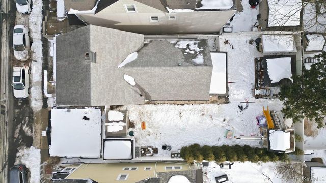 340 E 235th Street, Bronx, NY 10470