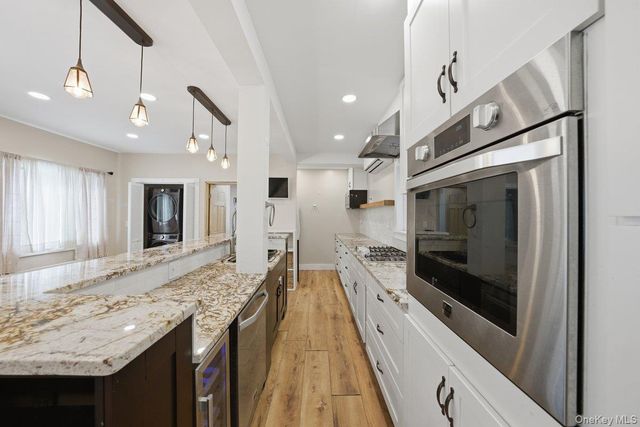 340 E 235th Street, Bronx, NY 10470