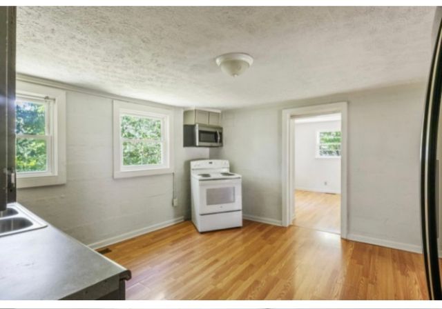 559 Palmyra Rd, Clarksville, TN 37040
