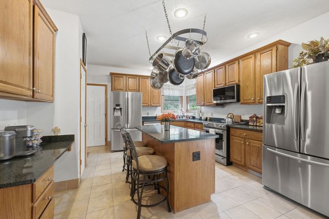 1918 Brierwood Lane, Port Byron, IL 61275