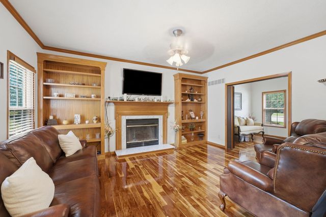 1918 Brierwood Lane, Port Byron, IL 61275