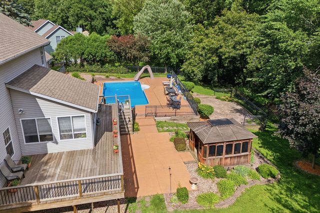 1918 Brierwood Lane, Port Byron, IL 61275