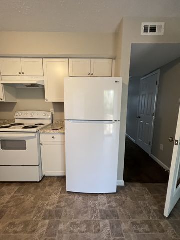 115 Coventry Woods Dr, Madison, TN 37115