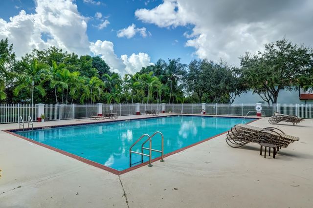3513 NW 29TH Court, Lauderdale Lakes, FL 33311