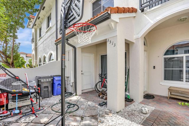 3513 NW 29TH Court, Lauderdale Lakes, FL 33311