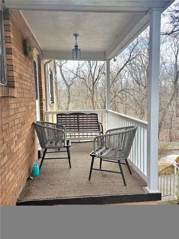 401 MARVIN ST, N Versailles, PA 15137