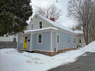 128 High Street, Brattleboro, VT 05301