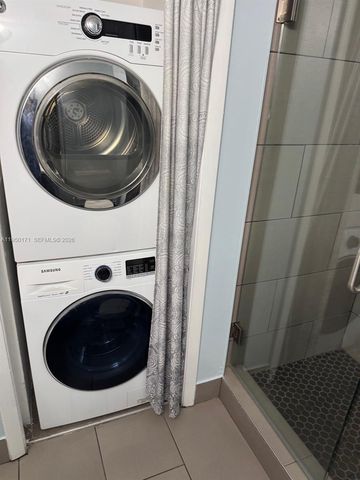 16541 Blatt Blvd 203, Weston, FL 33326