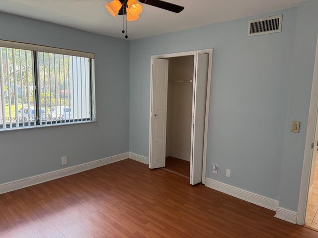 16541 Blatt Blvd 203, Weston, FL 33326