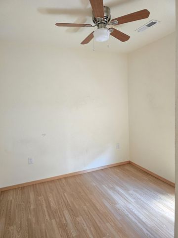 4640 Carlton Street NW, Albuquerque, NM 87107