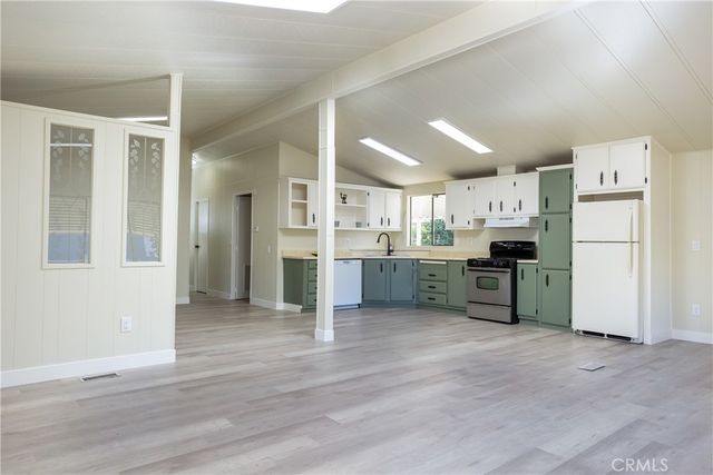 5001 W Florida 618, Hemet, CA 92545