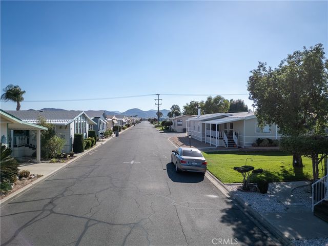 5001 W Florida 618, Hemet, CA 92545