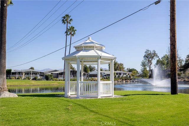 5001 W Florida 618, Hemet, CA 92545